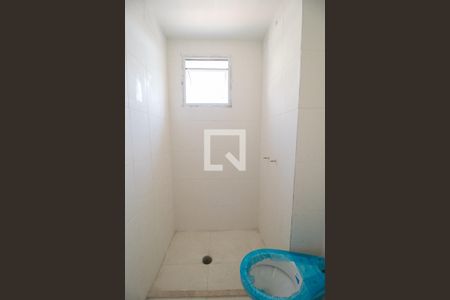 Apartamento à venda com 57m², 2 quartos e 1 vaga Apartamento à venda com 57m², 2 quartos e 1 vagaBanheiro