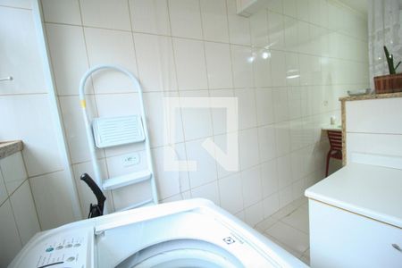 Apartamento à venda com 70m², 2 quartos e 1 vaga Apartamento à venda com 70m², 2 quartos e 1 vagaLavanderia