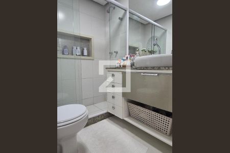 Apartamento à venda com 143m², 3 quartos e 2 vagasBanheiro da Suíte 2