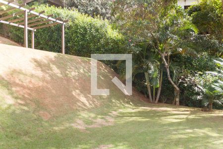 Casa de condomínio à venda com 700m², 4 quartos e 5 vagas Casa de condomínio à venda com 700m², 4 quartos e 5 vagasQuintal