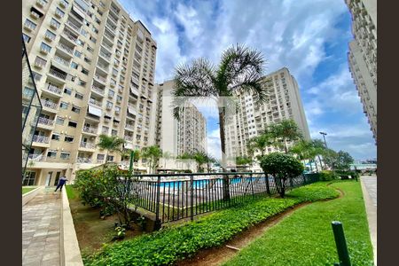 Apartamento à venda com 60m², 2 quartos e 1 vaga Apartamento à venda com 60m², 2 quartos e 1 vagaÁrea comum - Piscina