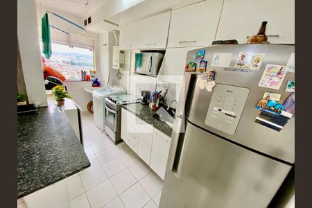 Apartamento à venda com 60m², 2 quartos e 1 vaga Apartamento à venda com 60m², 2 quartos e 1 vagaCozinha e Área de Serviço