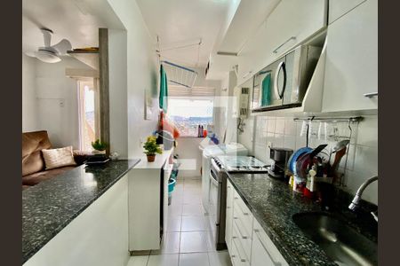 Apartamento à venda com 60m², 2 quartos e 1 vaga Apartamento à venda com 60m², 2 quartos e 1 vagaCozinha e Área de Serviço