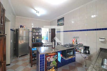 Casa à venda com 268m², 5 quartos e 3 vagasCozinha