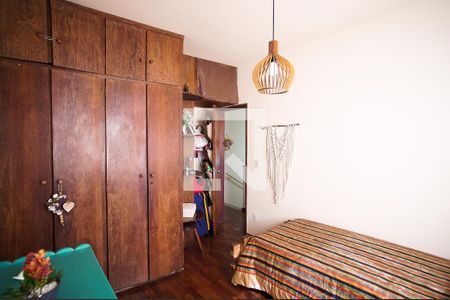 Casa de condomínio à venda com 117m², 4 quartos e 2 vagas Casa de condomínio à venda com 117m², 4 quartos e 2 vagasQuarto 2