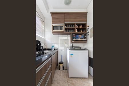 Apartamento à venda com 48m², 2 quartos e 1 vaga Apartamento à venda com 48m², 2 quartos e 1 vagaCozinha e Área de Serviço