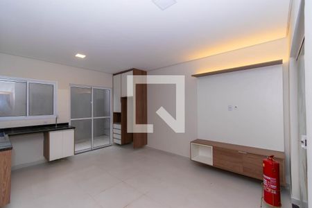 Sala de apartamento para alugar com 2 quartos, 45m² em Vila Ivone, São Paulo