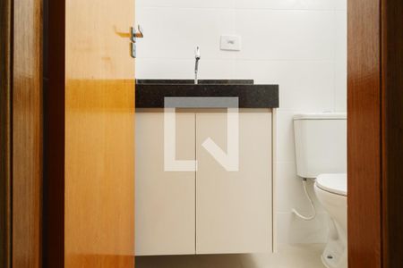 Banheiro de apartamento para alugar com 1 quarto, 42m² em Vila Paiva, São Paulo