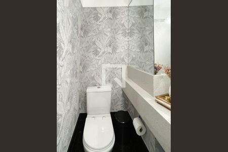 Apartamento à venda com 242m², 3 quartos e 3 vagasLavabo