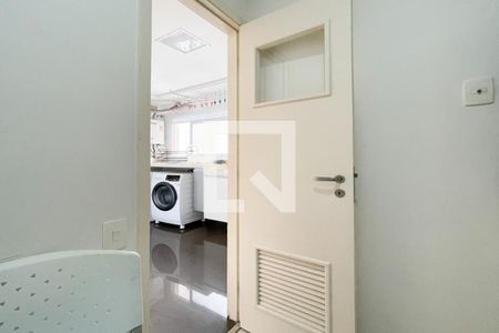 Apartamento à venda com 242m², 3 quartos e 3 vagasQuarto de Serviço