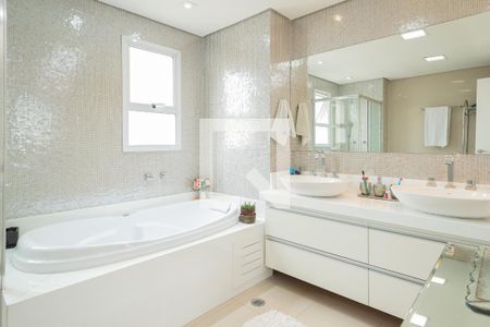 Apartamento à venda com 242m², 3 quartos e 3 vagasBanheiro - Suíte 3