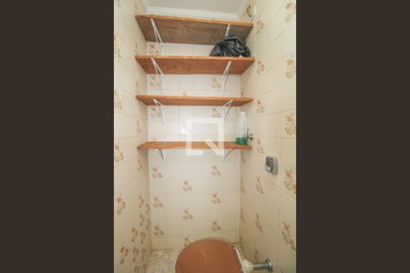 Apartamento à venda com 81m², 3 quartos e 2 vagas Apartamento à venda com 81m², 3 quartos e 2 vagasBanheiro de Serviço