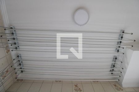 Apartamento à venda com 81m², 3 quartos e 2 vagas Apartamento à venda com 81m², 3 quartos e 2 vagasÁrea de Serviço