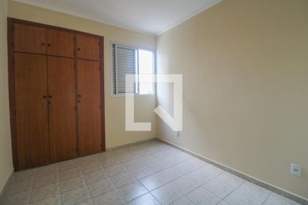Apartamento à venda com 81m², 3 quartos e 2 vagas Apartamento à venda com 81m², 3 quartos e 2 vagasQuarto 2