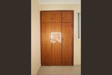 Apartamento à venda com 81m², 3 quartos e 2 vagas Apartamento à venda com 81m², 3 quartos e 2 vagasQuarto 2