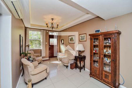 Sala de apartamento para alugar com 3 quartos, 90m² em Passo da Areia, Porto Alegre