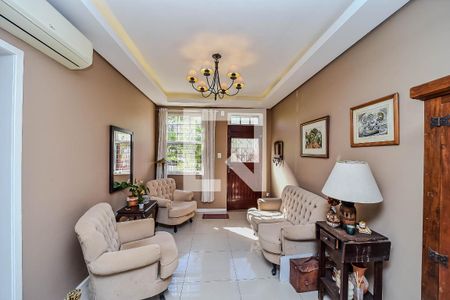 Sala de apartamento para alugar com 3 quartos, 90m² em Passo da Areia, Porto Alegre