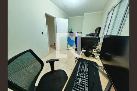 Casa à venda com 170m², 3 quartos e 3 vagas Casa à venda com 170m², 3 quartos e 3 vagasQuarto 2