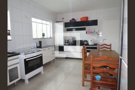 Casa à venda com 170m², 3 quartos e 3 vagasCozinha