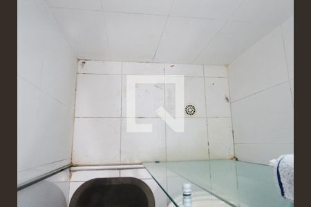 Casa à venda com 170m², 3 quartos e 3 vagasBanheiro Quarto 2 - Box