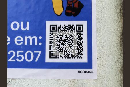 Casa à venda com 170m², 3 quartos e 3 vagasPlaquinha