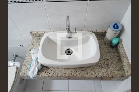 Casa à venda com 170m², 3 quartos e 3 vagasBanheiro Quarto 3 - Cuba