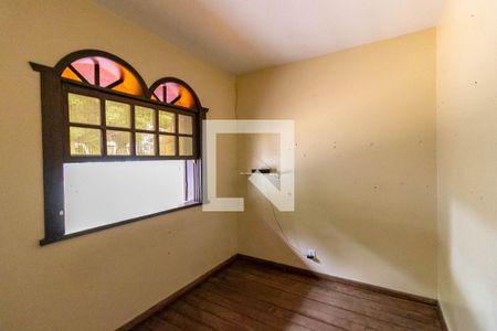 Casa à venda com 386m², 8 quartos e 2 vagasQuarto 8