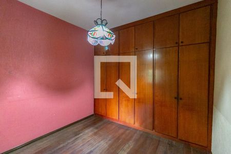 Casa à venda com 386m², 8 quartos e 2 vagasQuarto 3