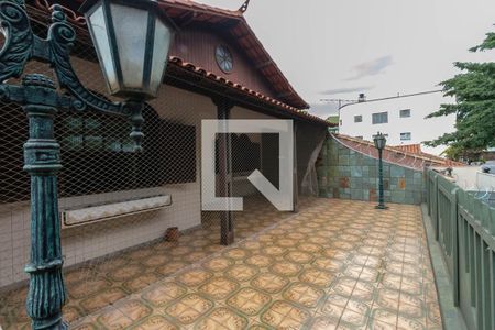 Casa à venda com 386m², 8 quartos e 2 vagasÁrea comum