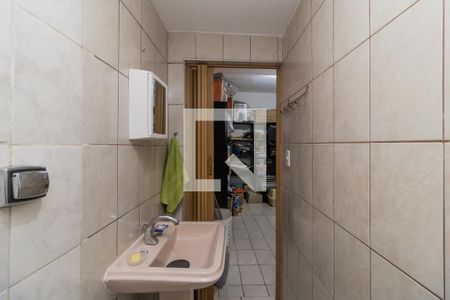 Casa à venda com 210m², 3 quartos e 3 vagas Casa à venda com 210m², 3 quartos e 3 vagasBanheiro de Serviço