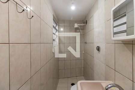 Casa à venda com 210m², 3 quartos e 3 vagas Casa à venda com 210m², 3 quartos e 3 vagasBanheiro de Serviço