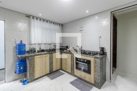 Casa à venda com 210m², 3 quartos e 3 vagas Casa à venda com 210m², 3 quartos e 3 vagasCozinha