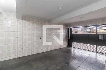 Casa à venda com 210m², 3 quartos e 3 vagas Casa à venda com 210m², 3 quartos e 3 vagasGaragem