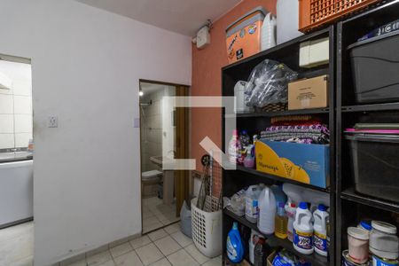 Casa à venda com 210m², 3 quartos e 3 vagas Casa à venda com 210m², 3 quartos e 3 vagasDispensa