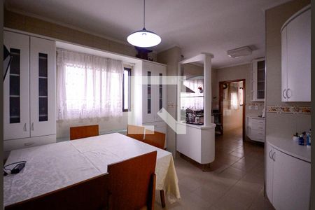 Apartamento à venda com 113m², 3 quartos e 3 vagas Apartamento à venda com 113m², 3 quartos e 3 vagasCozinha