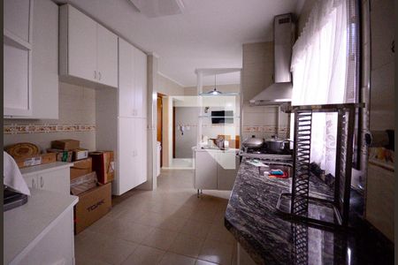 Apartamento à venda com 113m², 3 quartos e 3 vagas Apartamento à venda com 113m², 3 quartos e 3 vagasCozinha