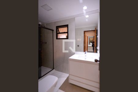 Apartamento à venda com 113m², 3 quartos e 3 vagas Apartamento à venda com 113m², 3 quartos e 3 vagasBanheiro da Suite