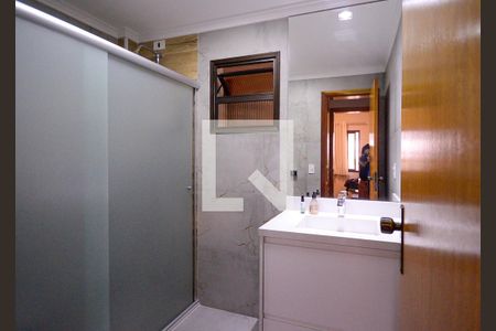 Apartamento à venda com 113m², 3 quartos e 3 vagas Apartamento à venda com 113m², 3 quartos e 3 vagasBanheiro Social