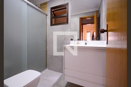 Apartamento à venda com 113m², 3 quartos e 3 vagas Apartamento à venda com 113m², 3 quartos e 3 vagasBanheiro Social