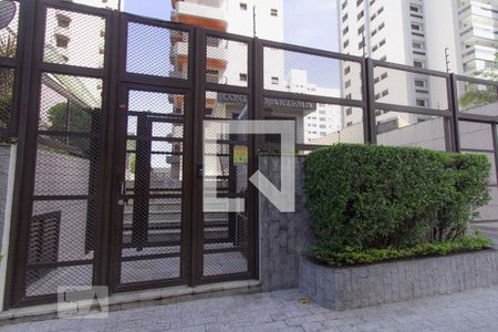 Apartamento à venda com 113m², 3 quartos e 3 vagas Apartamento à venda com 113m², 3 quartos e 3 vagasFachada