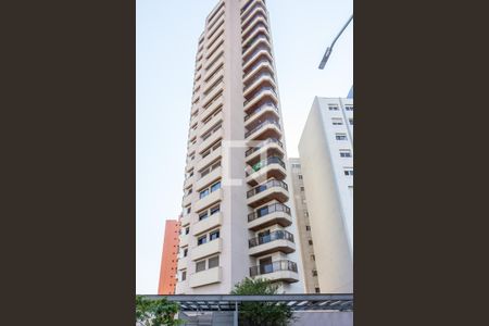 Apartamento à venda com 139m², 4 quartos e 2 vagas Apartamento à venda com 139m², 4 quartos e 2 vagasFachada