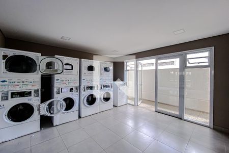 Apartamento à venda com 72m², 2 quartos e 1 vagaÁrea comum