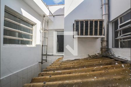 Casa à venda com 194m², 4 quartos e 2 vagasVista da Suíte 2