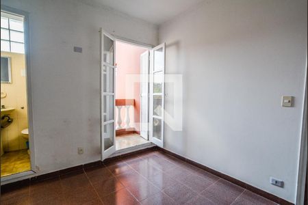 Casa à venda com 194m², 4 quartos e 2 vagasSuíte 3