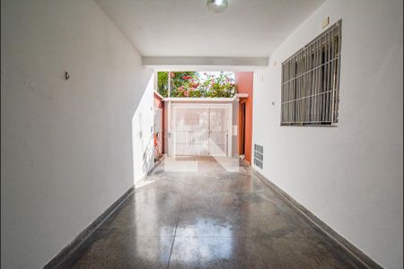Casa à venda com 194m², 4 quartos e 2 vagasGaragem