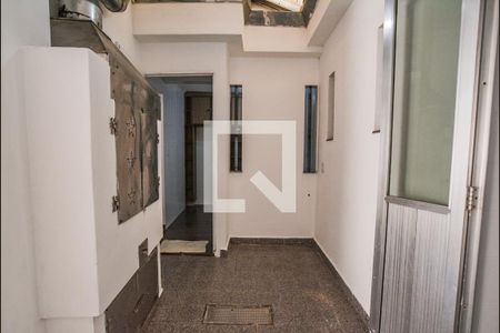 Casa à venda com 194m², 4 quartos e 2 vagasChurrasqueira