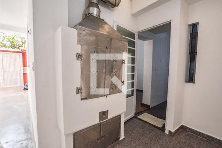 Casa à venda com 194m², 4 quartos e 2 vagasChurrasqueira