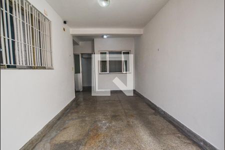 Casa à venda com 194m², 4 quartos e 2 vagasGaragem