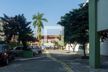 Apartamento à venda com 73m², 3 quartos e 1 vaga Apartamento à venda com 73m², 3 quartos e 1 vagaÁrea comum - Garagem aberta