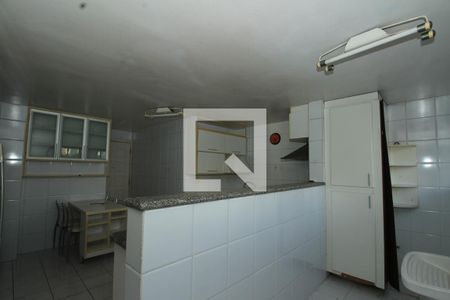 Apartamento para alugar com 225m², 2 quartos e 2 vagasCozinha - Armários